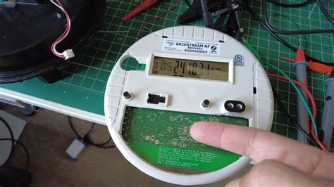 Tricking A Smart Meter Into Working On The Bench